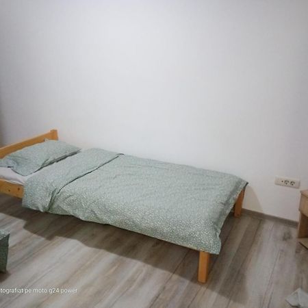 4 Rooms Apartment Tulcea Luaran gambar