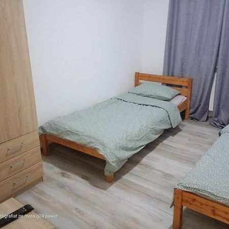 4 Rooms Apartment Tulcea Luaran gambar