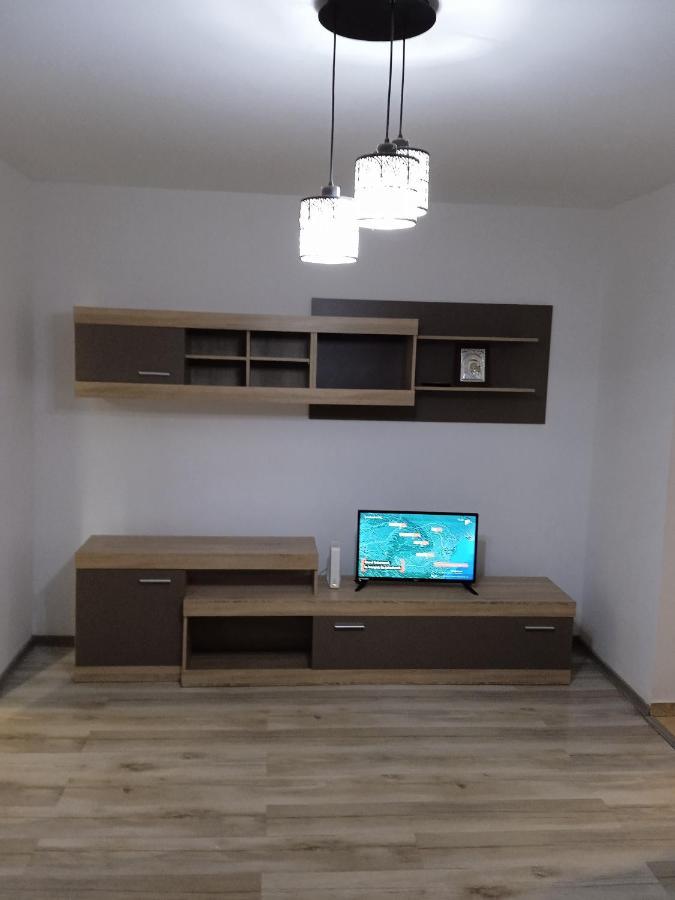 4 Rooms Apartment Tulcea Luaran gambar